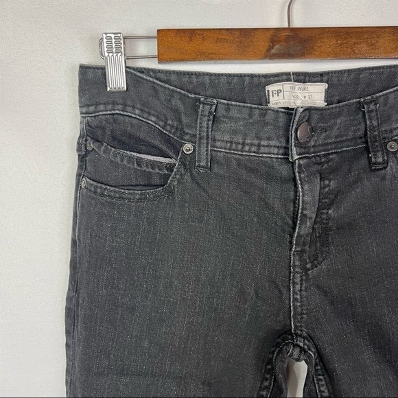 Free People Black Distressed Raw Hem Denim Cropped Skinny Jeans 27 - Picture 4 of 5